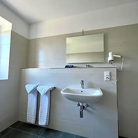 Ocean Hotel *